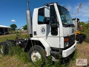 lot 43 image: 1994 Ford CF7000 Truck. 33,000GVWR. VIN1FDXH...