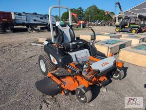 lot 76 image: New Stihl RZ 972i commercial zero turn mower,...