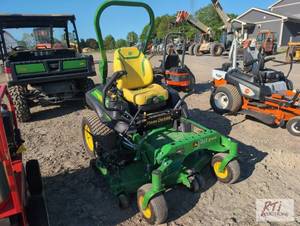 lot 78 image: John Deere Z960M commercial zero turn mower, ...