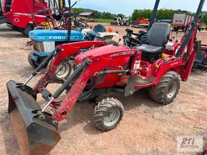 lot 101 image: Eklund Farm Machinery - Massey Ferguson GC172...