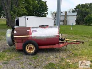 lot 127 image: John Bean Co RedJet wheel-mounted vineyard sp...