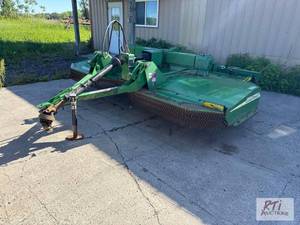 lot 172 image: John Deere HX10 mower. 10ft cut. Works as it ...