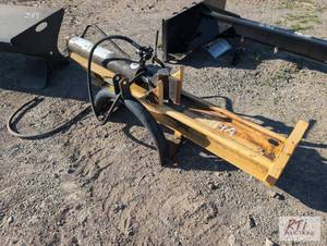lot 192 image: Speeco 3pt hydraulic wood splitter. Item is l...