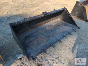 lot 197 image: 78in GP skid loader bucket with teeth. Item i...