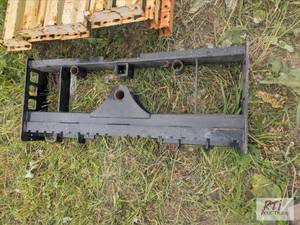 lot 208 image: SSL Backer Plate for Bale Spear.&nbspItem is...
