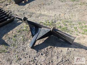 lot 210 image: Hitch receiver for skid loader - frame is ben...