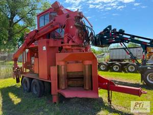 lot 213 image: Morbark TOTAL CHIPARVESTOR MODEL 20. Industri...