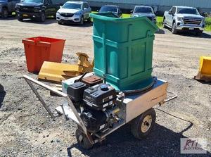 lot 228 image: WIC bale shredder, Predator 420 cc&nbspgas e...