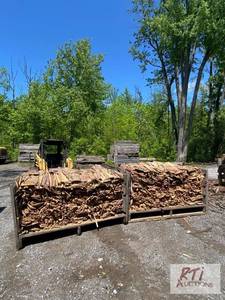 lot 239 image: (2) Face cord of 18in&nbspcampfire slab wood...