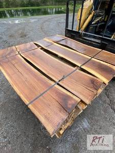 lot 243 image: 48X Live edge Mixed Species Craft Boards. Pal...