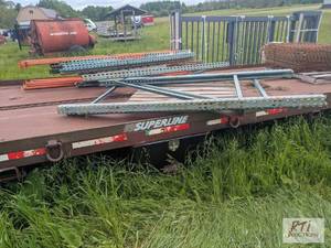 lot 260 image: Pallet racking with wire shelves.&nbspItem i...