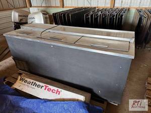 lot 269 image: 3 bay beverage cooler 6.5ft. 110V.&nbspItem ...