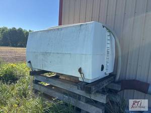 lot 310 image: 600 gallon water tank.&nbspItem is located i...