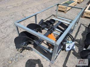 lot 83 image: Wolverine hydraulic post hole digger with 18i...