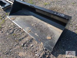 lot 90 image: Swict 84in GP bucket for skid loader. MDI It...