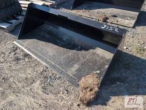 lot 93 image: Swict 66in GP bucket for skid loader. MDI It...