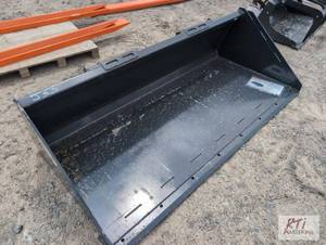 lot 98 image: Wolverine 78in GP bucket for skid loader. MD...