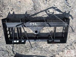 lot 122 image: Skid loader carriage for forks, bale spear or...