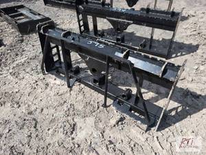 lot 125 image: Skid loader carriage for forks, bale spear or...