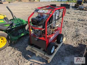 lot 156 image: New Magnum 4000 series hot high pressure wash...