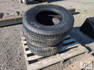 lot 161 image: 4X Road Guider 23585R 16 radial tires. MDI ...
