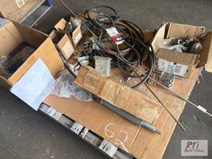 lot 62 image: Batavia- Miscellaneous hydraulic parts...