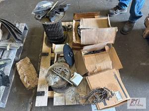 lot 68 image: Batavia- Miscellaneous chain...