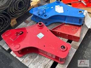 lot 96 image: Batavia- Loader brackets...