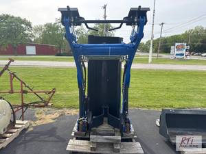 Batavia- NH 260TLA Loader, (bucket not includ...