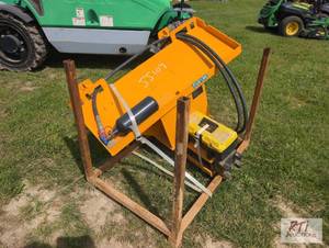 lot 8 image: Future hydraulic post pounder for s...