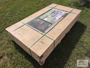 lot 40 image: LandHonor 21ft x 13ft x 10 metal ca...