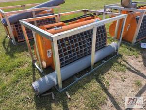 lot 76 image: LandHonor hydraulic mixing bucket w...