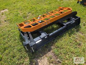 lot 93 image: LandHonor pallet forks with 48in ti...