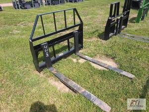 lot 109 image: Kivel 3500lb pallet forks with 48in...