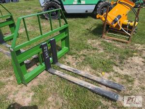 lot 112 image: Kivel 3500lb pallet forks with 48in...