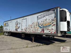 lot 19 image: 2006 Great Dane 48 foot trailer....