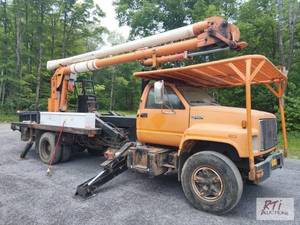 lot 31 image: 1992 GMC C7000 Top-kick&nbspBucket...