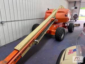 lot 50 image: 2011 JLG 400S Telescoping Boom Lift...