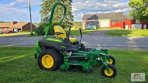 lot 85 image: John Deere Z925M EFI zero turn mowe...