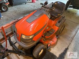 lot 101 image: Husqvarna 2042LS riding mower. R...