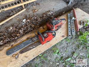 lot 119 image: (2) chainsaws and (3) draw bars. Ho...
