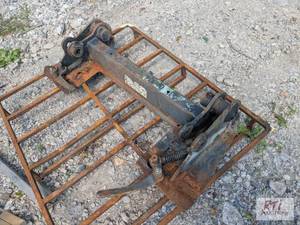 lot 142 image: SSL Quick attach plate.&nbspItem i...