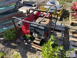 lot 161 image: (2) Trash pumps.&nbspUnknown condi...