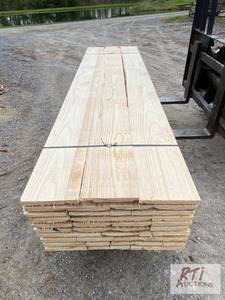 lot 171 image: 1 Pallet of Barn Siding. Spruce. 16...