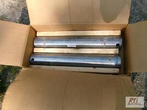lot 206 image: Bucket pins. Unused. 110MM X 700MM....