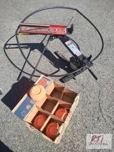 lot 251 image: Skeet shooter with clay pigeons.&nb...