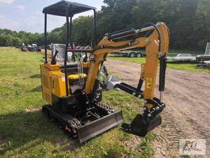 lot 10 image: ATS RT15R mini excavator, 16in digg...