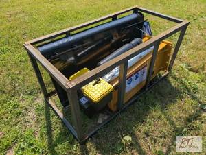 lot 74 image: AGT 680 hydraulic hammer for skid l...