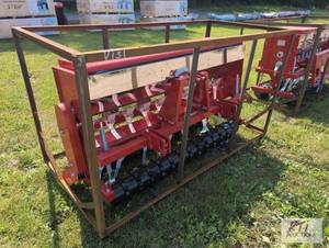 lot 78 image: AGT 6ft grass seeder with 3pt and s...