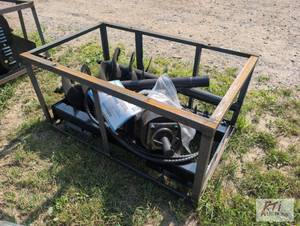 lot 88 image: Mower King hydrulic post hole digge...